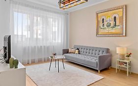 Artistry - Harmony In 1Br Apartment